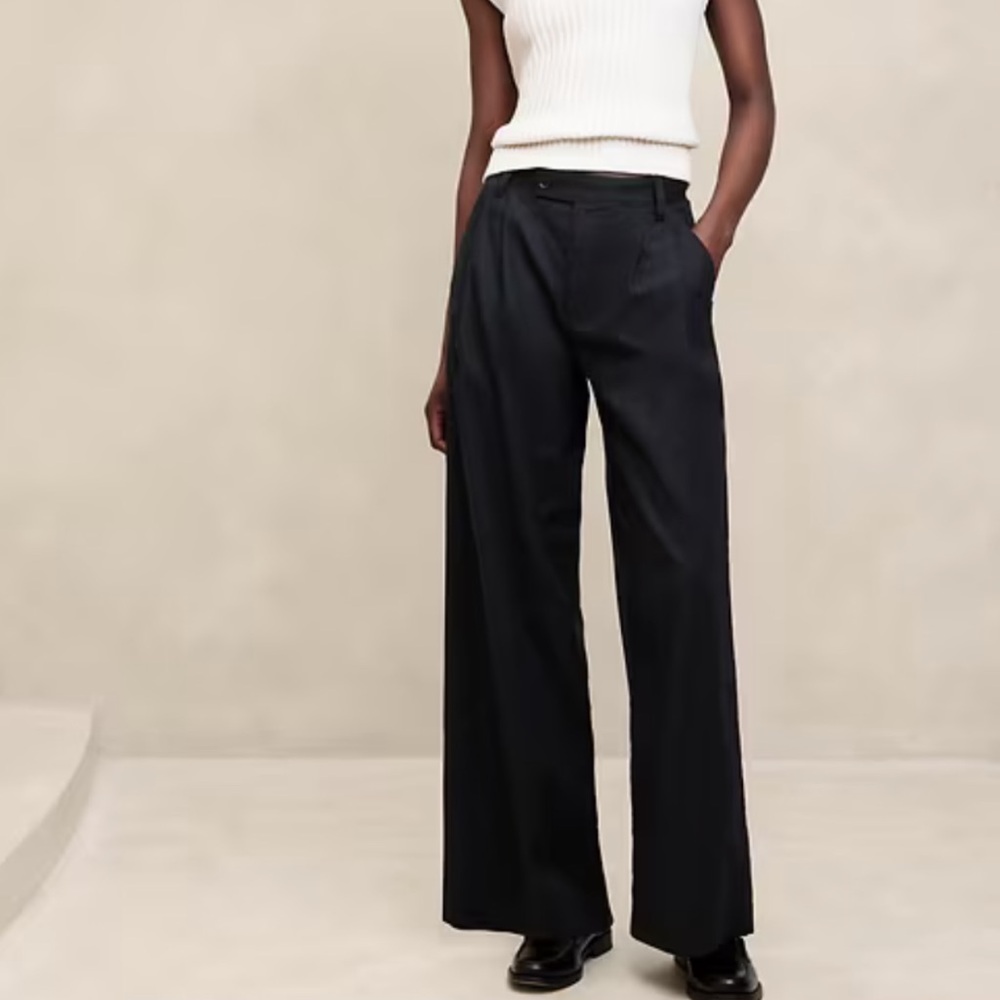 Banana Republic - Linen Black Pant